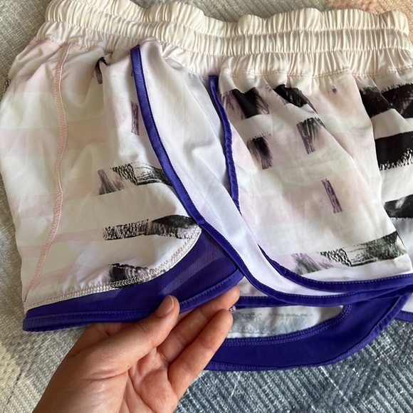 Lululemon Super Squad Short - Picture 5 of 7